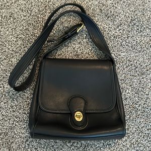 COACH Black Leather VINTAGE Crossbody Purse Free Shipping
